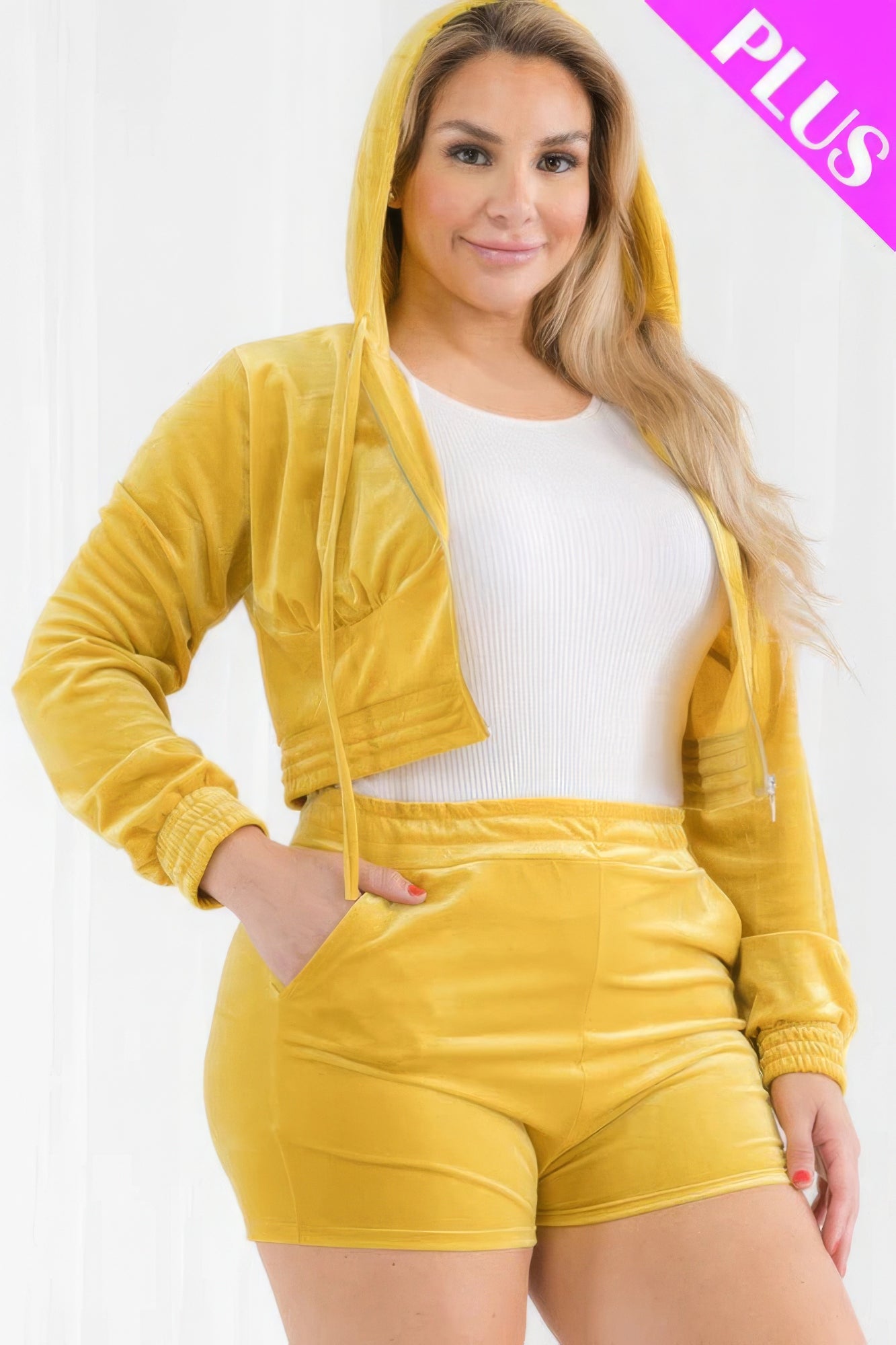 Velour Shorts Set