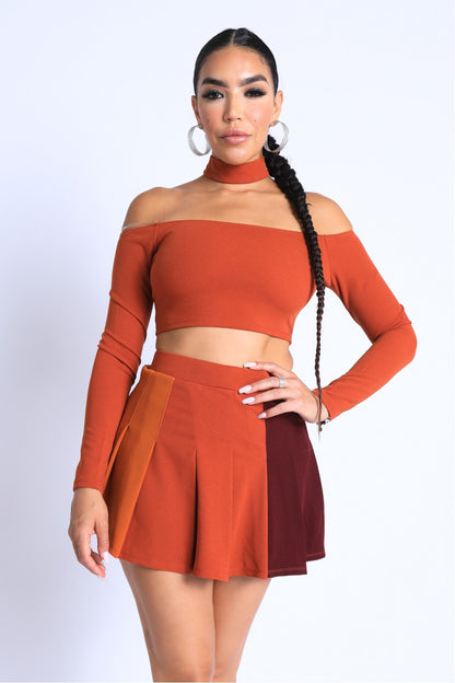 Long Sleeve Top w Choker Off-shoulder Pleated Skirt Set